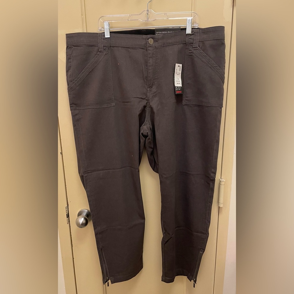Women’s Pants